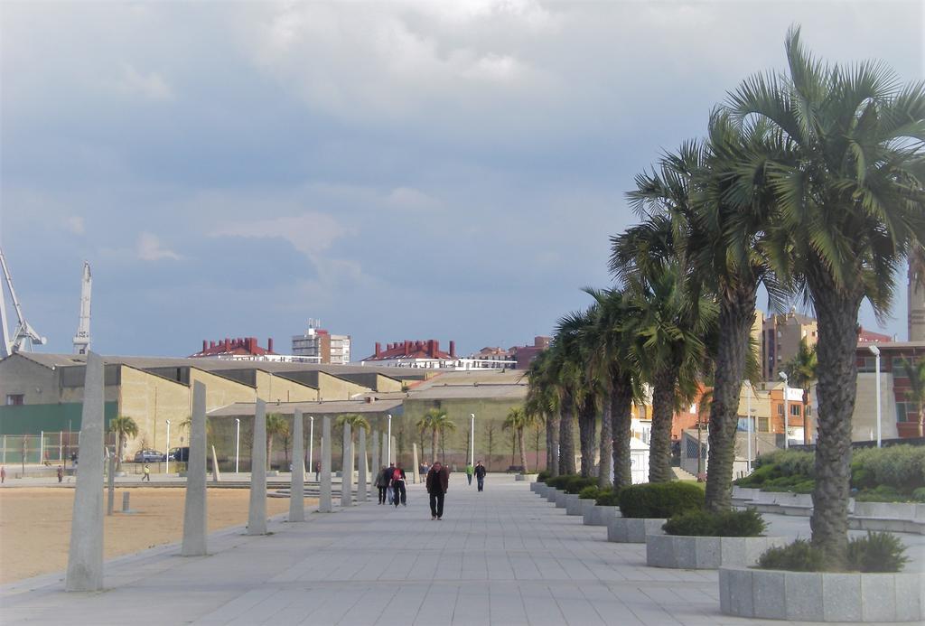 Espacio Gijon Poniente Εξωτερικό φωτογραφία